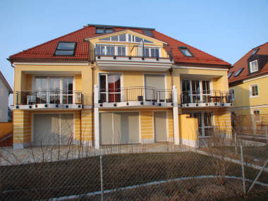 rath4_haus1_rueck2_380